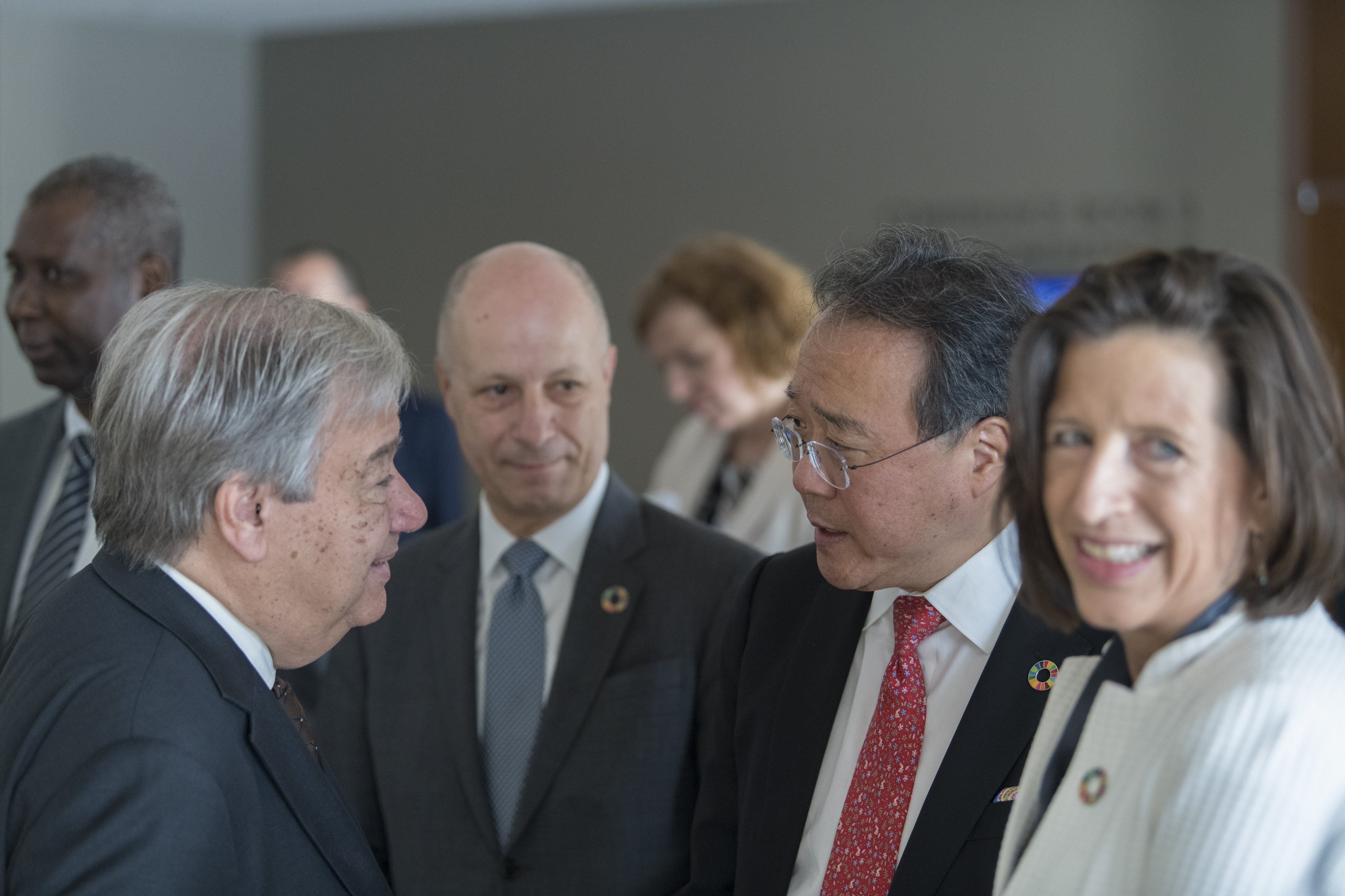 Secretary-General Antnio Guterres speaks with Yo-Yo Ma, UN Messenger of Peace, at the Peace Bell ceremony in observance of the International Day of Peace (21 September). 20 Sept 2019. 51Թ, New York/UN Photo/Mark Garten