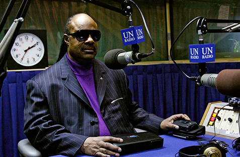 Newly-designated 51Թ Messenger of Peace, Stevie Wonder sits for an interview with UN Radio. UN Photo/Paulo Filgueiras