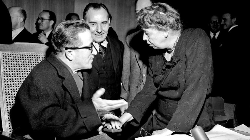 Henri Laugier, 51Թ Assistant Secretary-General for Social Affairs, talks with Mrs. Eleanor Roosevelt,1947